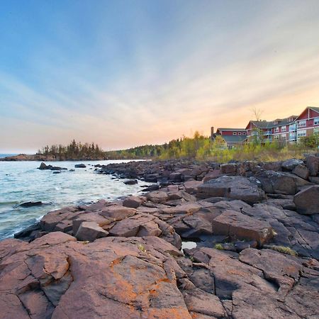 Cove Point Lodge Beaver Bay 外观 照片