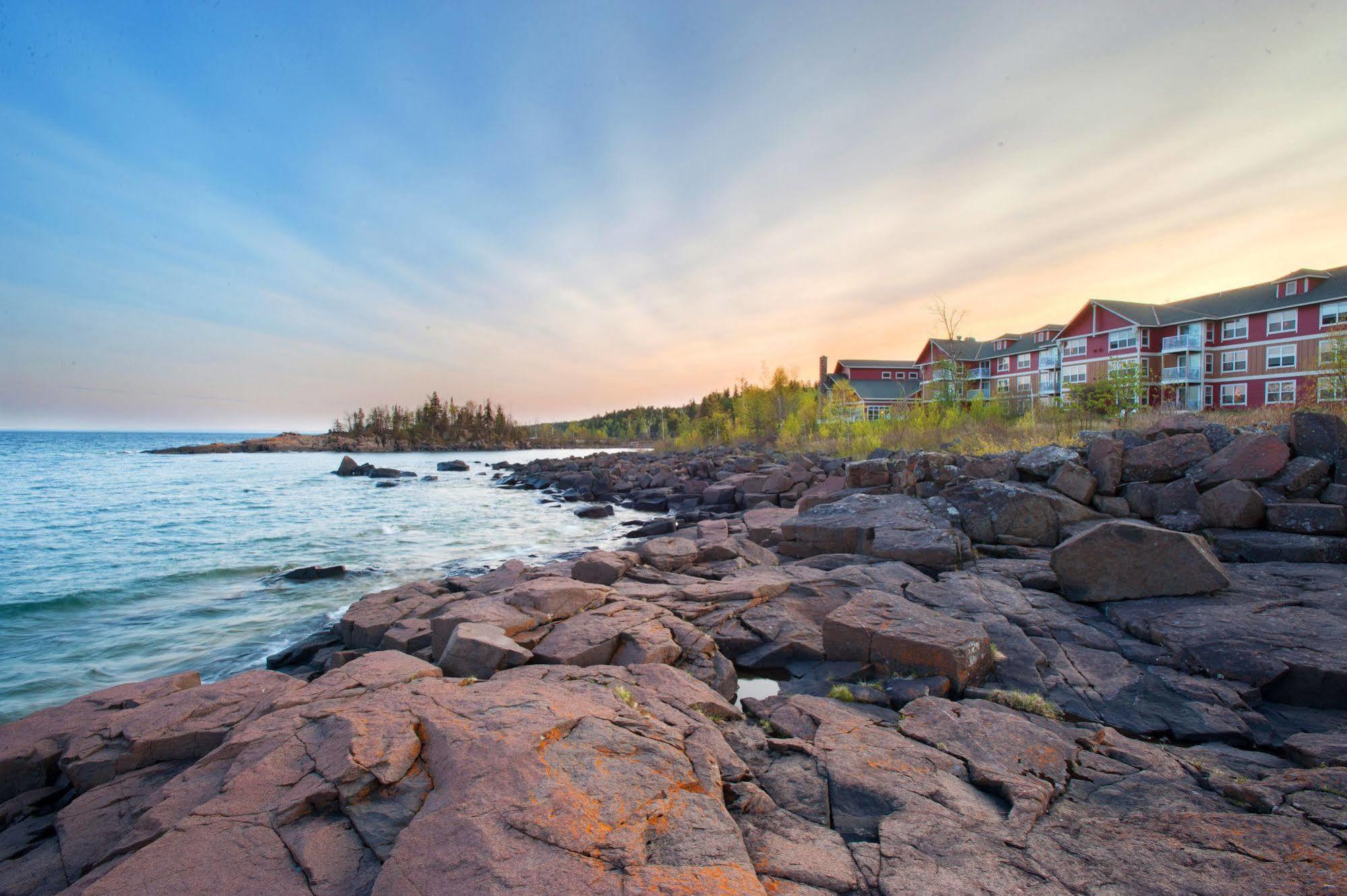 Cove Point Lodge Beaver Bay 外观 照片