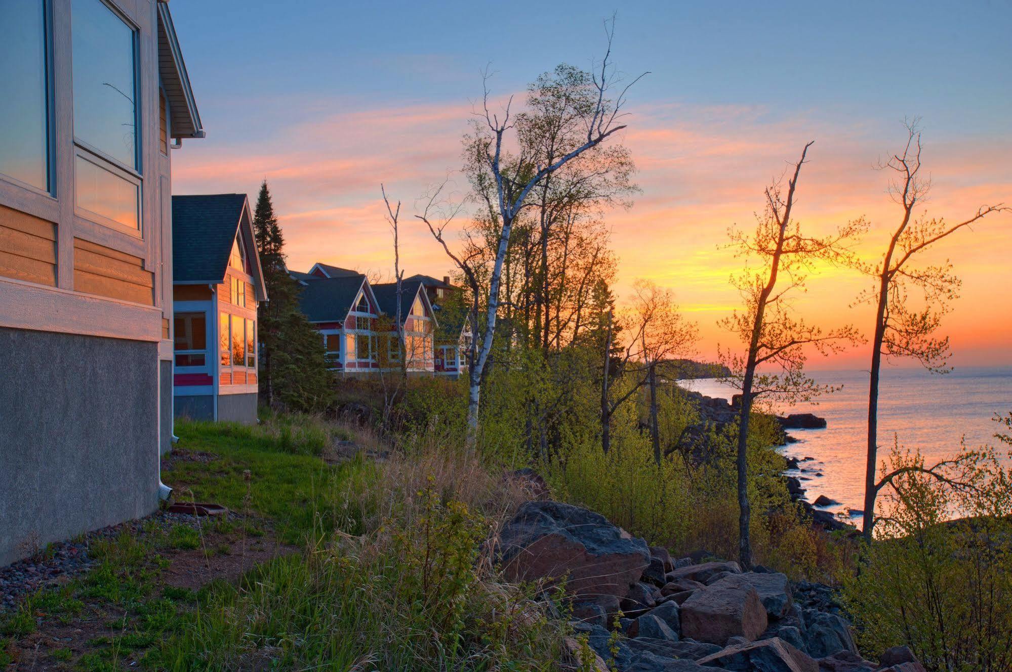 Cove Point Lodge Beaver Bay 外观 照片